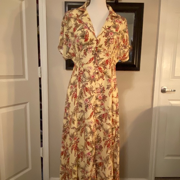 Mango Dresses & Skirts - Brand new MNG DRESS